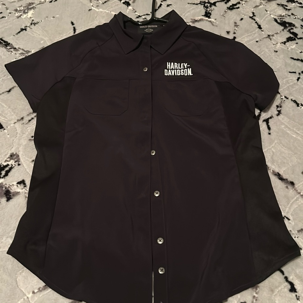 Garage style women’s performance Harley Davidson shirts